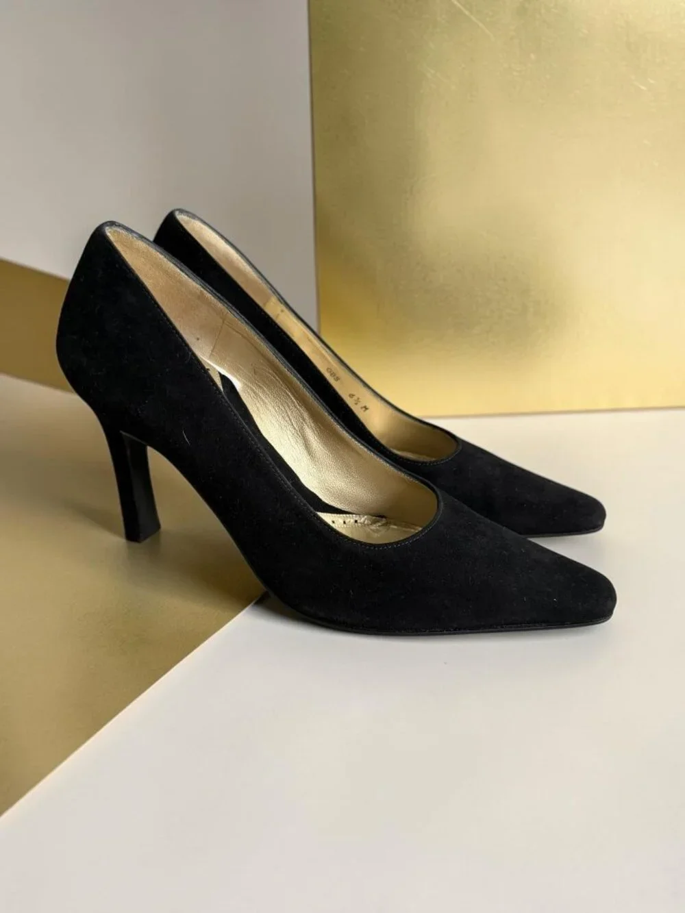 CHARLES JOURDAN Vintage Black Heels Size 6.5